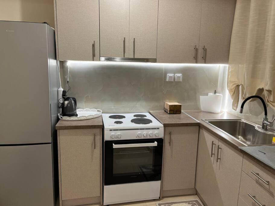 Elena S Apartment Мегара Экстерьер фото